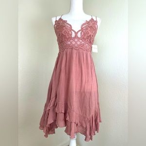 💥NWT💥 Free People Adella Slip Dress. Rose. Sz Medium. MSRP $88